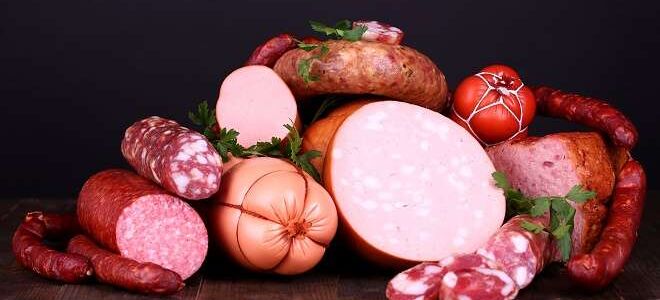 Колбаса разных видов: сроки годности, как хранить в холодильнике, можно ли замораживать